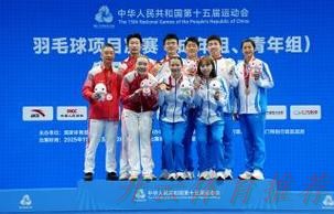 开云体育平台:雅思组合职业生涯告别战 十五运会羽毛球混双摘金 开云体育平台:雅思组合职业生涯告别战 十五运会羽毛球混双摘金